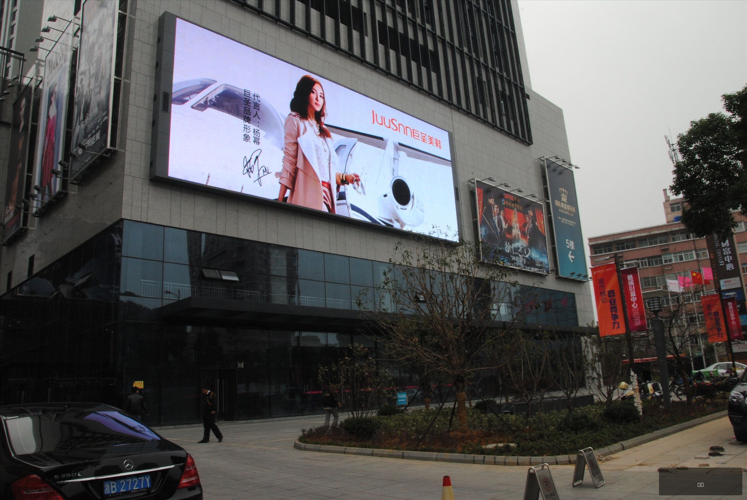 杭州优视宋都LED显示屏：技术驱动，服务赋能，打造城市视觉新标杆